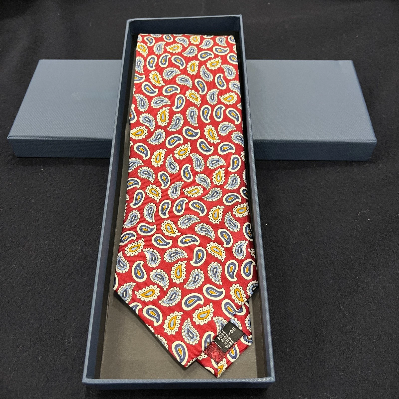 Vintage Battistoni Silk tie - Battistoni Silk Tie Red Paisley Print 9cm Wide 90s Power Elegance image 1