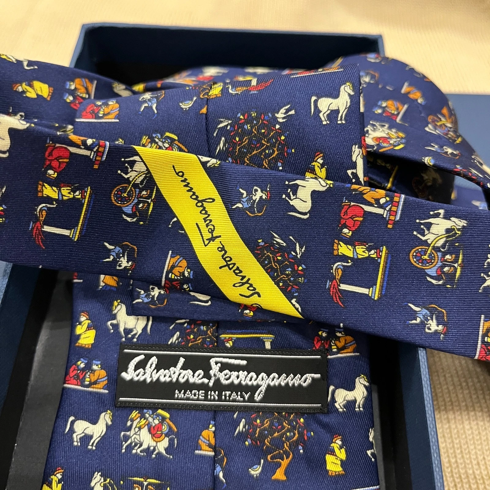 Vintage Salvatore Ferragamo Silk tie - Salvatore Ferragamo Silk Tie Blue Equestrian Horses Chinoiserie Scenic Print image 2