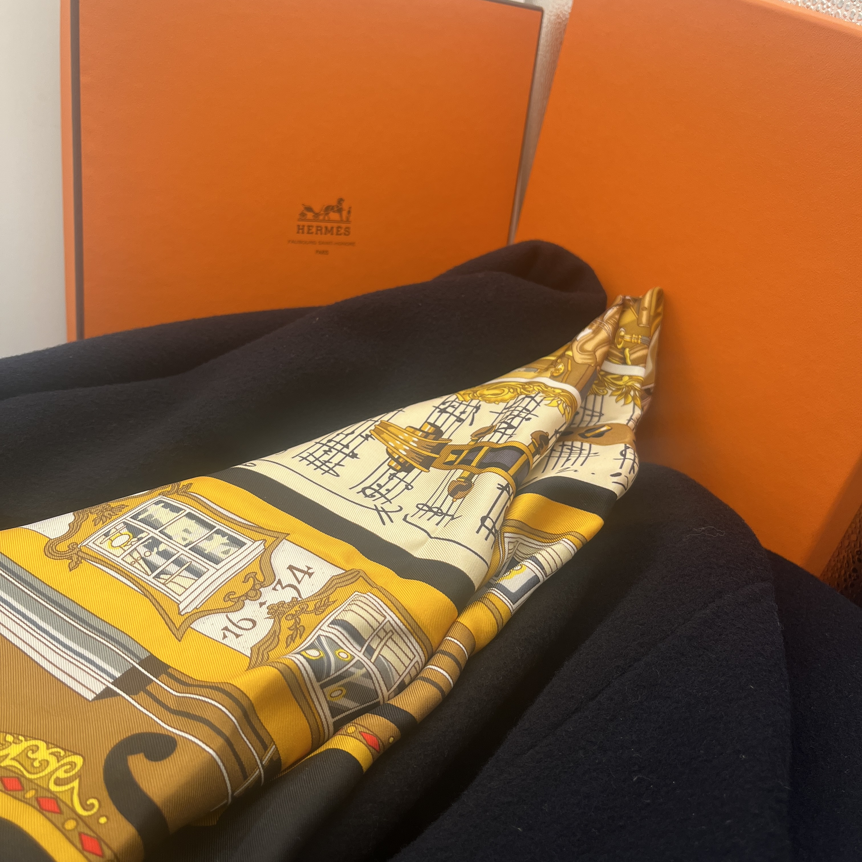 Vintage HERMES Silk scarf - Hermes Scarf Salzburg Symphonie 90cm Silk Carre by Loic DubIigeon image 7