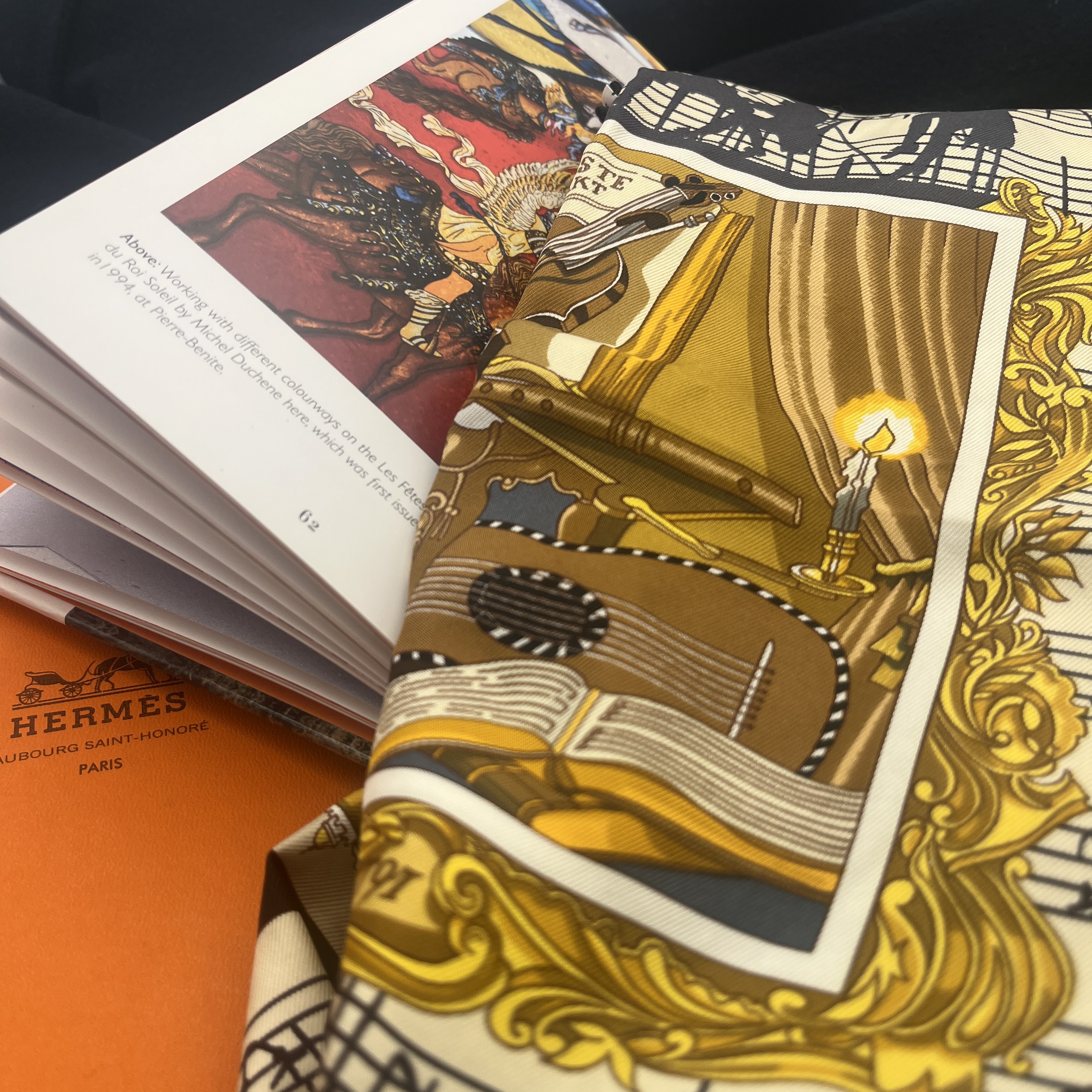 Vintage HERMES Silk scarf - Hermes Scarf Salzburg Symphonie 90cm Silk Carre by Loic DubIigeon image 17